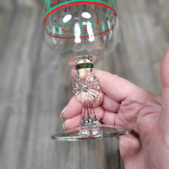 2 Vintage Arby's Holly Berries Christmas Collection Water Goblets, Bow Stem - Picture 5 of 6